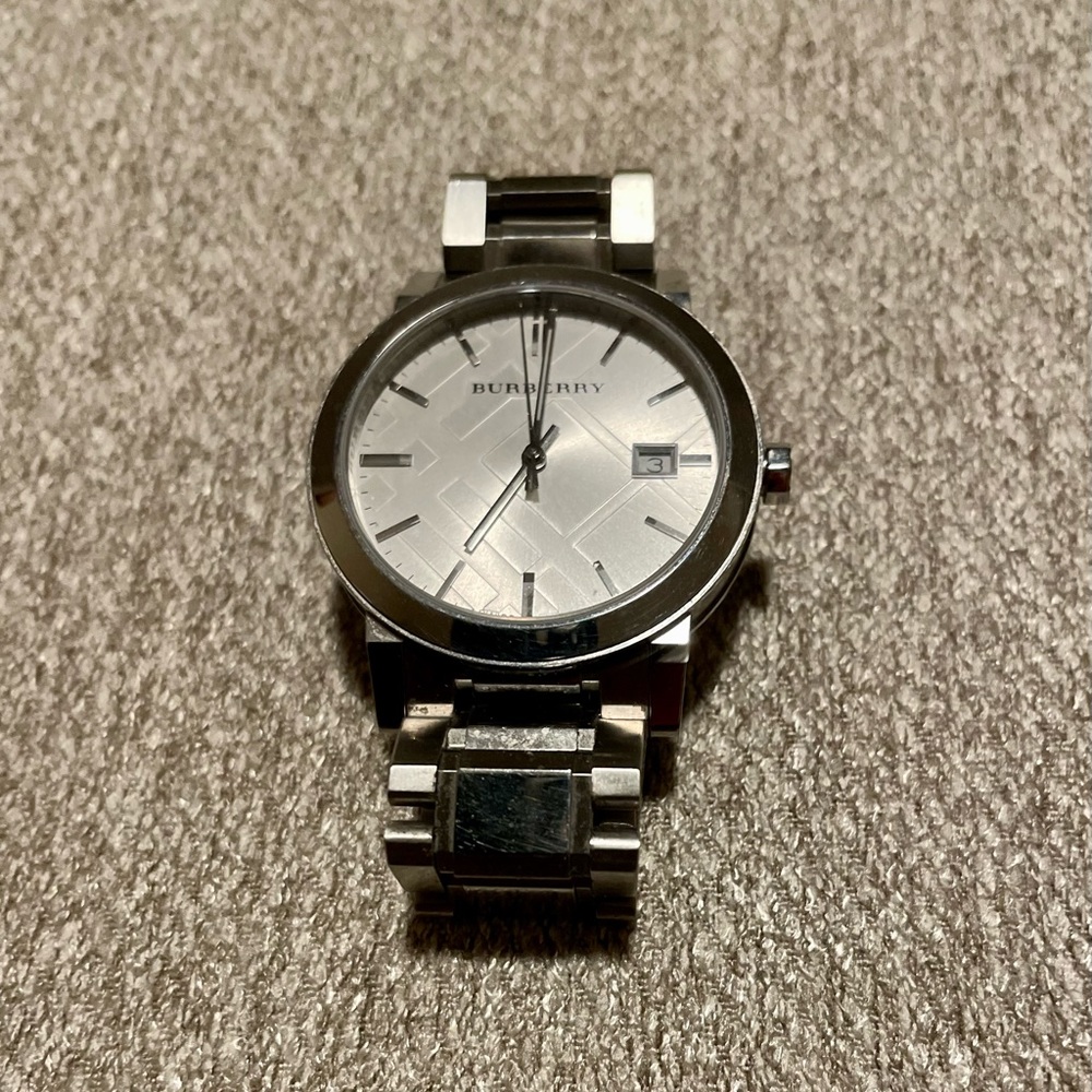 Silver Burberry Watch Swiss Made - Picture 2 of 5